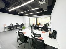 三号线沿线,岗顶,石牌,精装2加1格局仅需90元每平!精装修