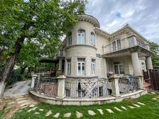 急售2011年大豪5期石材立面4房北进门南花园近地铁站