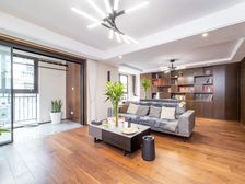 精装修上叠+房子保养好+户型方正