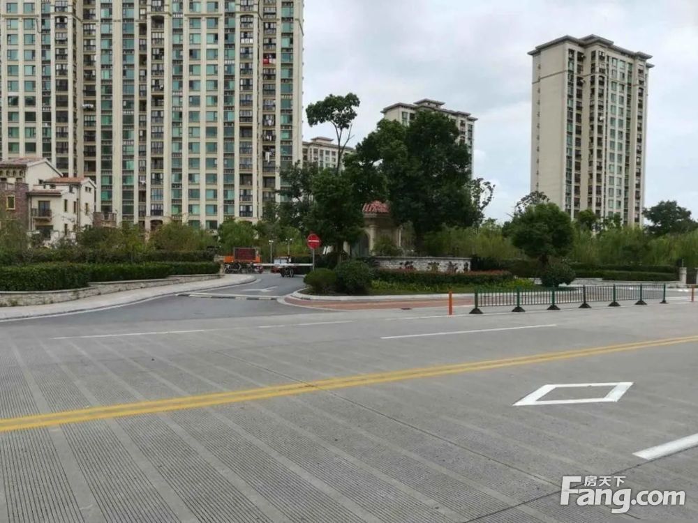 小区相关图