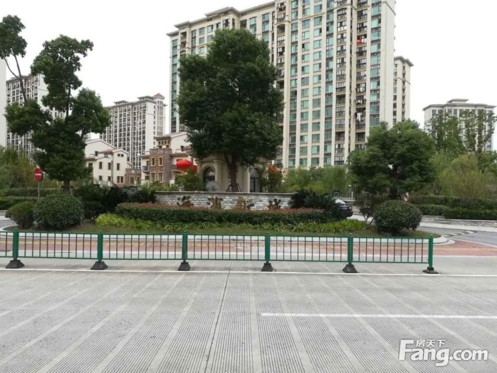 小区相关图