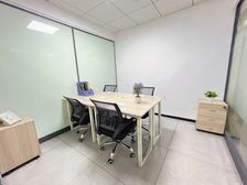 万家丽共享办公室!不收中!3至4人团队,可注册租期灵活