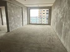 万达!地铁旁,加洲国际!中庭视野好,两梯四户!方正!随时看