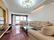 奥林花园新上三房两厅两卫全明户型采光好独立自行车库