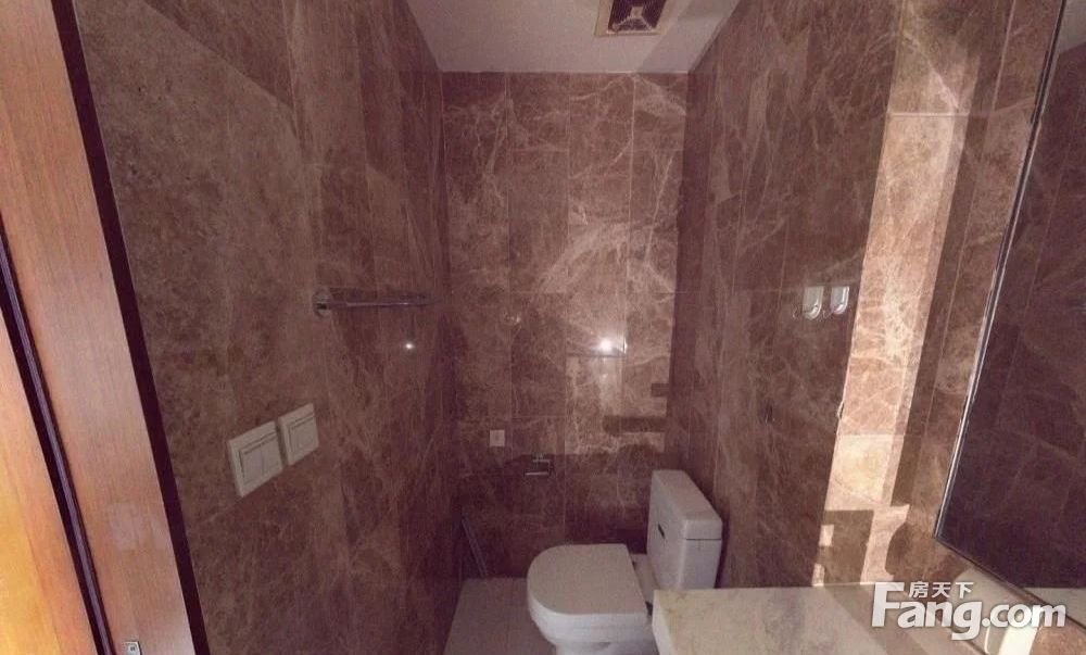 津塔公寓70年产权住宅私产可贷款可看海河临天津站