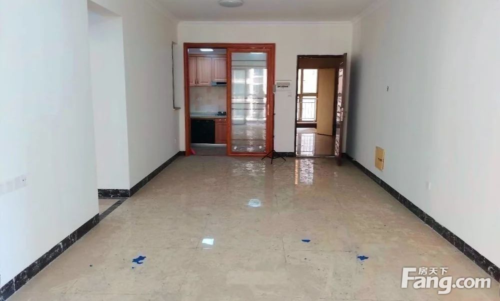 中恒海晖城全新未住过证过两年价可少5万出售首付两成