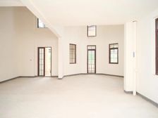 住宅性质大独栋,中庭位置,视野无遮挡,宽楼间距