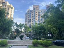 小区中心位置,采光充足,繁华地段,房型正气