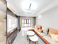 红谷滩产权 地铁口 业主未入住 可拎包入住 楼层视野好