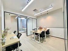 珠江新城,靠窗小面积办公室直租,1至2工位24H看房随时开工