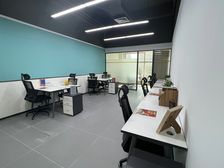 广钢新城西塱地铁口丨精装1至30人办公室(免费注册公司)电商