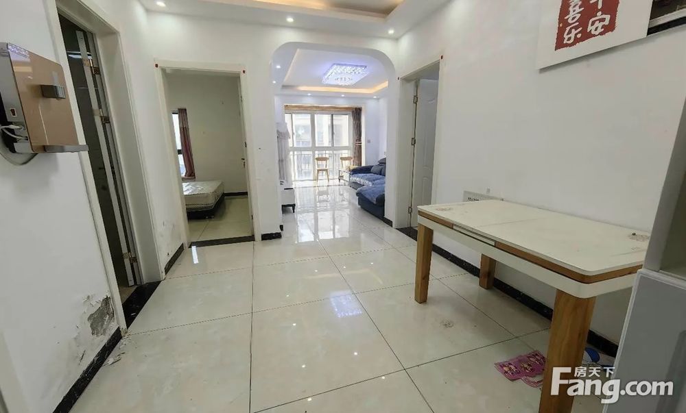 保利鑫城2室2厅1卫精装修92万元8456平米