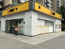 海淀 临街大把角 可餐饮 年租金20万 个人可买 品牌租户