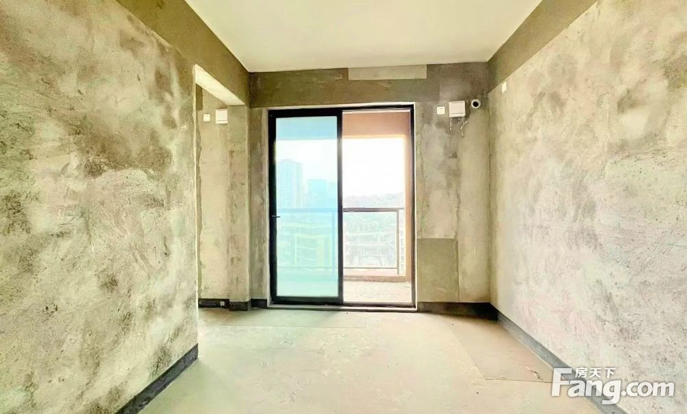 有电梯 ,轻轨口, 产权清晰 高楼层采光充足,重庆巴南龙洲湾融信劳湾