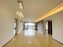 越秀岭南山畔 满五 税费低 大四房 带装修 不需要操心 可看