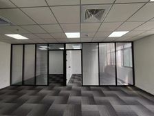 真房实拍!交通便利 地铁口 五爱人家 百脑汇大厦 带隔断精装