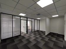 真房实拍!交通便利 地铁口 五爱人家 百脑汇大厦 带隔断精装