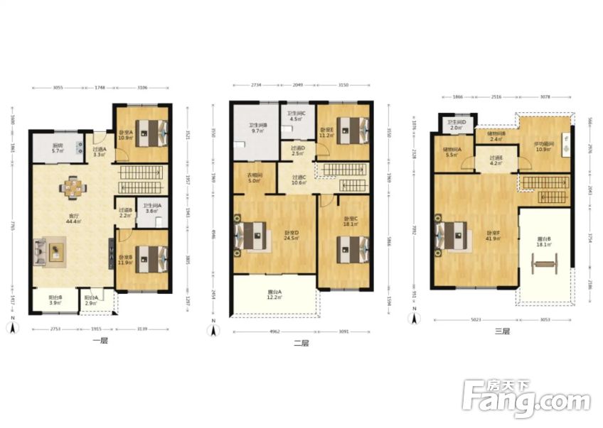 小区中间楼栋西侧紧挨公园上叠精装房