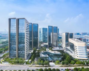 兴创国际中心办公楼725平至25368平现房租售大悦时代广场