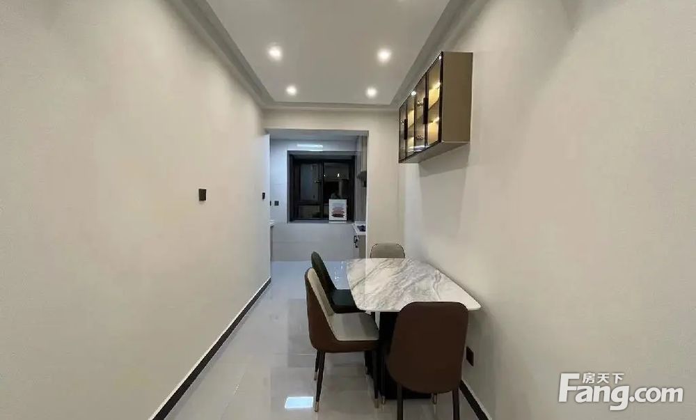 送20w豪华装修家装,单价6500断桥铝三阳开泰标准三室户型