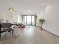 看房有钥匙 南北双阳台 已买新房所以便宜