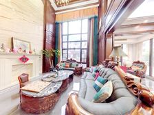 装修花了上千个 上下四层 加装了电梯 随时可以看房