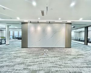 太古里地铁通达、人旺财旺商业旺、俊朗大气外观、世界500强