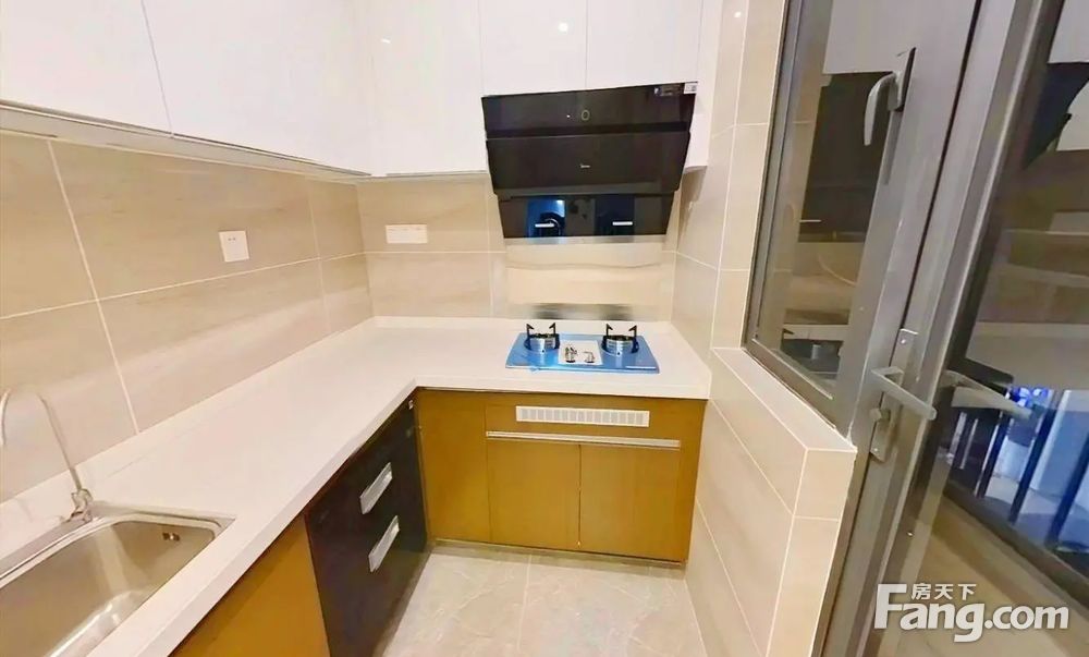 中海悦林熙岸 地鐡口 (总价195万买精装三房)大