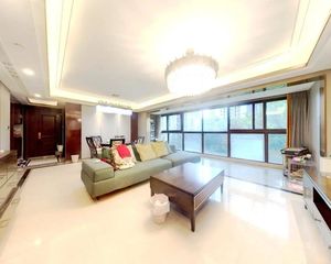 首开龙湖紫宸二组团 4室2厅 东南