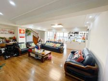 市中心 电梯楼中楼 带露台 随时可看房