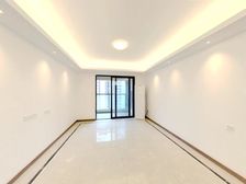 滨江地铁口 高品质楼盘 未入住过 园林景观好 次新小区