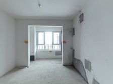 爱情缤纷里 96.85平3居 南向中装修 拎包入住