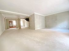 路劲城洋房一楼地上2层地下2层满2年——实际约500平真实价