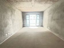 南湖 总高9层 1梯2户洋房清水四房双卫 中庭不临街