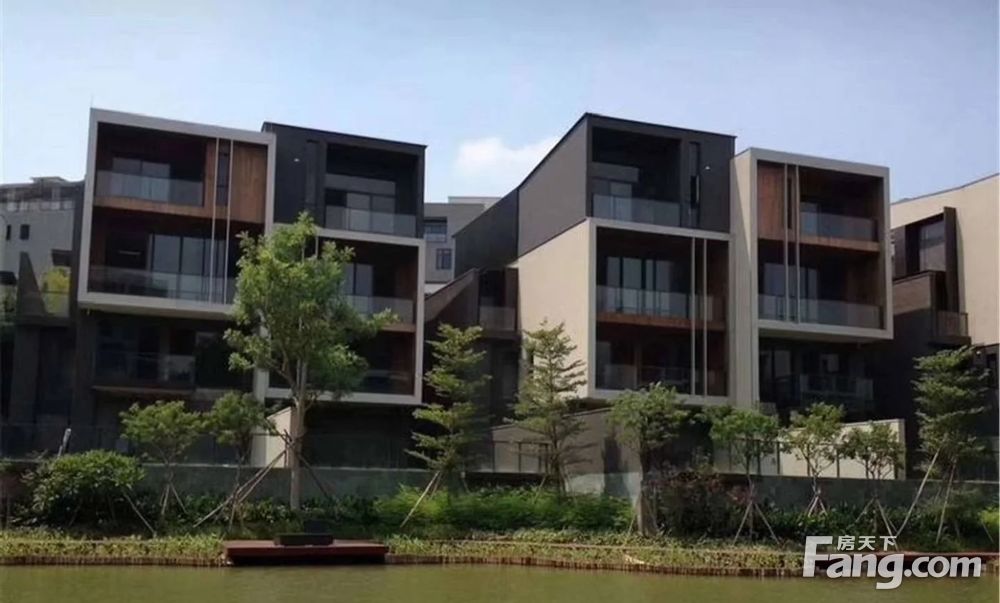 万科棠樾精装联排别墅 保养很好 使用500平带前后花园,东莞塘厦新开发