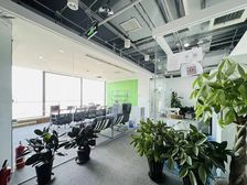 团结湖三里屯中国红街300平仅租4元 带家具 眞房实价