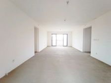 中海九号公馆 248平 5房4卫 带车位 急卖 前后中