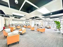 春熙路王炸产品!太古里现房整层出租!12隔间99工位无加时费