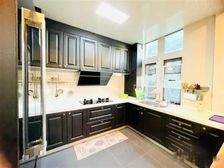 绿地国际山庄 联排边套 花园200平 精装修 满五