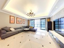 西派城次新房 4室2厅 户型方正 位置好