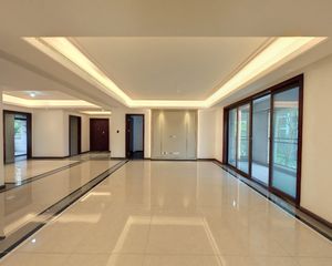 蔡桥地铁口 次新房绿地新里城三期 4室2厅 带车位 Z