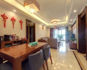 中海金沙府 3室1厅 西南