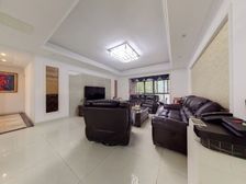 中海金沙府两梯两户,户型通透,客厅卧室对黄忠..