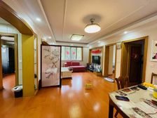 现浇房 江海花园 3房2卫 中间楼层 有车棚车位 置换急售