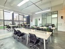 业主直租丨地铁口精装带家私 可定制装修 送阳台