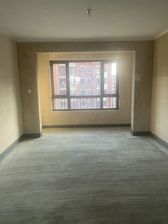 仁恒海和院北苑126平毛坯着急卖