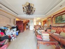 诺金山 5室3厅 东南 顶跃带花园