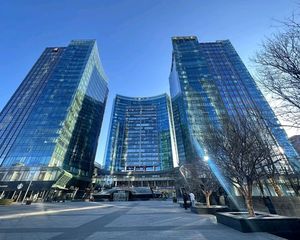 东三环超办公楼2.2万出售丨安联大厦临财富富尔汉威