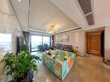 户型很是方正,高楼层非常好,通透性很好,装修保养不错