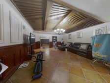 满五,电梯小高层,全中庭,位置佳,精装修保养好